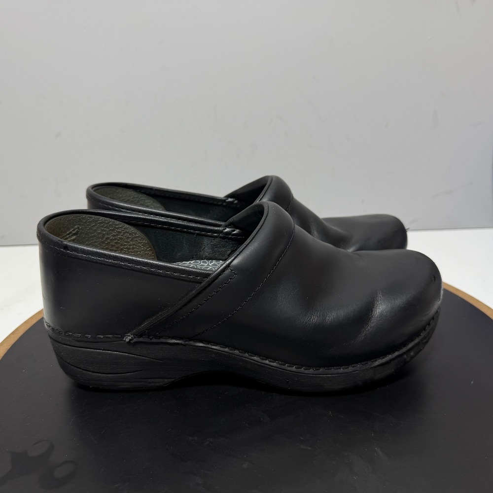 Dansko Professional Clogs Women 39 / 8.5‎ Leather Slip On Comfort Black Workwear